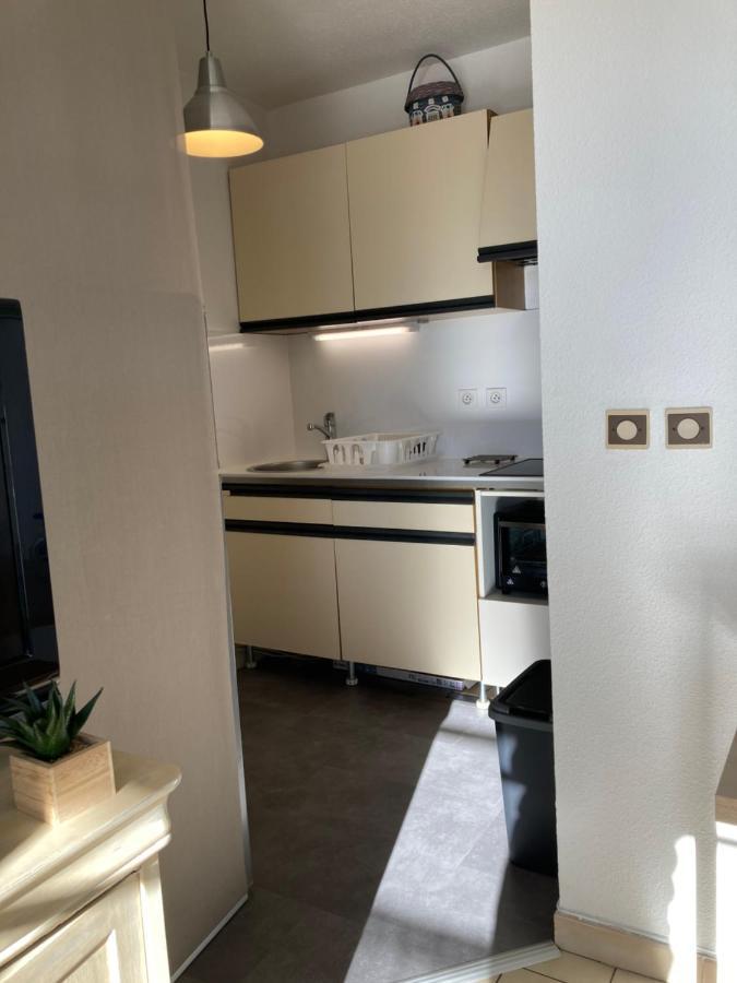 T2 Classe 2* Calme Au Coeur Du Village Provencale Греу-ле-Бэн Экстерьер фото